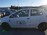 Gebraucht VW Fox 54 PS (39 kW) 2010 Weiß Kleinwagen