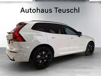 gebraucht Volvo XC60 Black Edition Ultra, T6 AWD Plug-in Hybrid, Elektrisch/Benzi