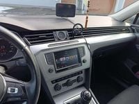 Gebraucht VW Passat Comfortline 120 PS (88 kW) 2015 Grau Kombi