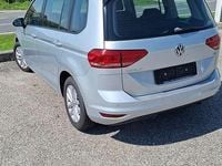 Gebraucht VW Touran Comfortline 116 PS (85 kW) 2017 Silber Van / Kleinbus