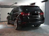 gebraucht BMW X5 xDrive30d Aut. / 7-Sitzer / 8-fach bereift