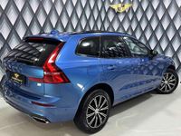 gebraucht Volvo XC60 Allrad T6 // R-DESIGN // PANO // AHK // 1BESITZ //