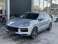 Gebraucht Porsche Cayenne 519 PS (381 kW) 2024 Silber SUV
