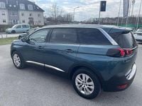 Gebraucht Peugeot 5008 Allure 131 PS (96 kW) 2017 Grün Van / Kleinbus