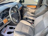gebraucht Chrysler Grand Voyager Limited 28 CRD Aut. Voll. 7-Sitzer 3350€