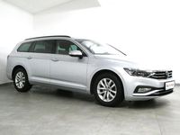 Gebraucht VW Passat R 150 PS (110 kW) 2022 Silber Kombi
