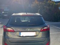 gebraucht Hyundai i30 14 CRDi Europe Plus