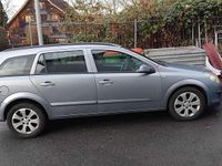 Gebraucht Opel Astra Edition 110 PS (80 kW) 2009 Grau Kombi