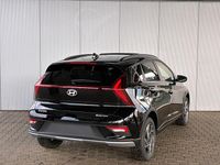 gebraucht Hyundai Bayon Premium Sky 1.0 T-GDI 100 PS 48V 7DCT / Keyless ACC Soundsystem BOSE Sitz + Lenkradheizung LED Navi PDC V&H Kamera Totwinkel Alu 16"