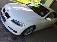 Gebraucht BMW 320 Cabriolet 170 PS (125 kW) 2009 Weiß Cabrio