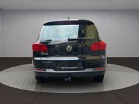 gebraucht VW Tiguan Blue Motion BMT Navi*AHK*PDC*SH