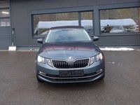 Gebraucht Skoda Octavia Style 190 PS (139 kW) 2019 Grau Kleinwagen