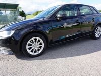 Gebraucht Audi A3 Attraction 105 PS (77 kW) 2013 Schwarz Limousine