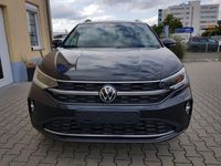 gebraucht VW Taigo Style 4 J. Garantie Klimaauto LED PDC Ambientelicht 17 Zoll LM SHZ