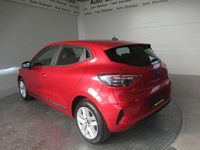 Gebraucht Renault Clio V Evolution 91 PS (66 kW) 2024 Rot Limousine