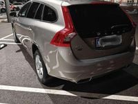 Gebraucht Volvo V60 150 PS (110 kW) 2015 Beige Kombi