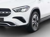 Gebraucht Mercedes GLA200 Progressive 163 PS (119 kW) 2024 Weiß SUV