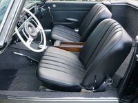 Gebraucht Mercedes 230 150 PS (110 kW) 1966 Schwarz Cabrio