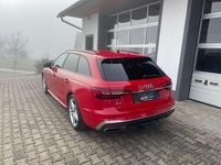 Gebraucht Audi A4 S-Line 163 PS (119 kW) 2022 Rot Kombi