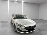 Gebraucht Ford Focus Titanium 120 PS (88 kW) 2022 Silber Kombi
