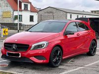 Gebraucht Mercedes 180 122 PS (89 kW) 2014 Rot Limousine