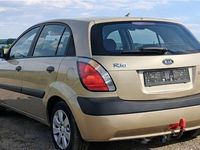 Gebraucht Kia Rio Active 75 PS (55 kW) 2009 Gold Limousine