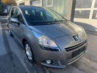 Gebraucht Peugeot 5008 Premium 109 PS (80 kW) 2010 Grau Van / Kleinbus