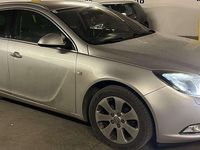 Gebraucht Opel Insignia Edition 131 PS (96 kW) 2012 Grau Kombi