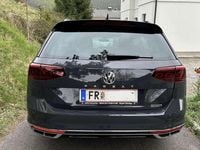 gebraucht VW Passat Variant 2,0 SCR TDI 4Motion DSG R-line