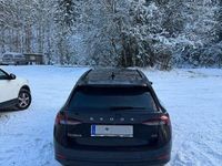 gebraucht Skoda Octavia Combi 2,0 TDI 4x4 Style DSG