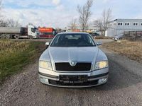 Gebraucht Skoda Octavia Elegance 105 PS (77 kW) 2005 Silber Kombi