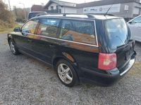 Gebraucht VW Passat 101 PS (74 kW) 2005 Schwarz Kombi