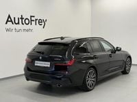 Gebraucht BMW 330e Shadowline 184 PS (135 kW) 2021 Schwarz Kombi
