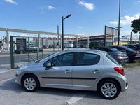Gebraucht Peugeot 207 73 PS (53 kW) 2007 Silber Kleinwagen