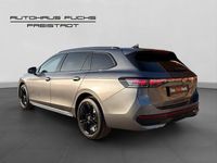 Neu VW Passat R-line 204 PS (150 kW) 2026 Mittelgrau  normal Kombi