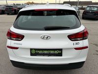 gebraucht Hyundai i30 CW 1,6 CRDi Level 3