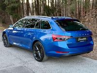 Gebraucht Skoda Superb Style 190 PS (139 kW) 2019 Blau Kombi