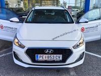 gebraucht Hyundai i30 Kombi DieselCW 16 CRDi Level 3