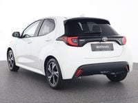 gebraucht Toyota Yaris Hybrid 1,5 l Hybrid 116 PS Active Drive + Safety Limousine