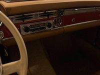 gebraucht Mercedes 230 in gutem Zustand