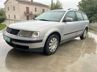 Gebraucht VW Passat 116 PS (85 kW) 1999 Grau Kombi