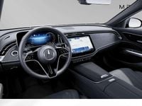 Gebraucht Mercedes E300 197 PS (144 kW) 2024 Silber Kombi