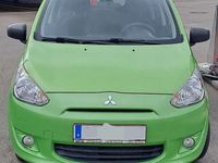 Gebraucht Mitsubishi Space Star Inform 73 PS (53 kW) 2013 Grün Kleinwagen