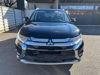 Gebraucht Mitsubishi Outlander Intense 150 PS (110 kW) 2016 Schwarz SUV