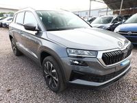 gebraucht Skoda Karoq Selection TSI 150 DSG Pano AHK NavC SideA Lounge ACC