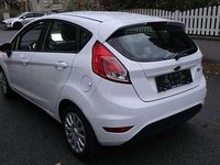 gebraucht Ford Fiesta Trend 1,5 TDCi Navi/Kamera/Apple-Android/PICKERL