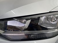 Gebraucht VW Touran 122 PS (89 kW) 2021 Silber  metallic Van / Kleinbus