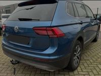 gebraucht VW Tiguan Allspace 2,0 TDI SCR Highline 7 Sitze