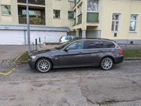 Gebraucht BMW 330 231 PS (169 kW) 2008 Grau Kombi