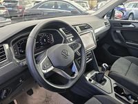 Gebraucht VW Tiguan Life 122 PS (89 kW) 2021 Blau SUV